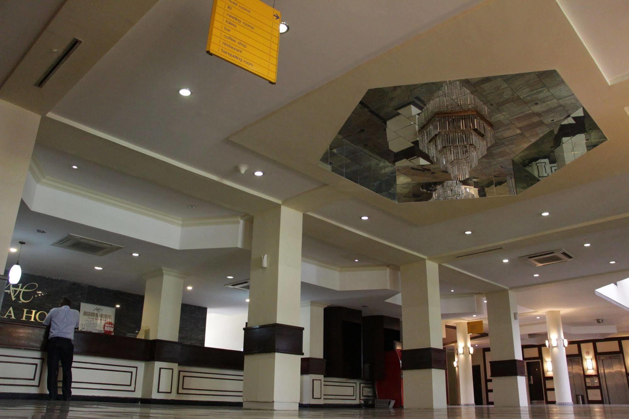 Agura Hotel Αμπούζα Εξωτερικό φωτογραφία
